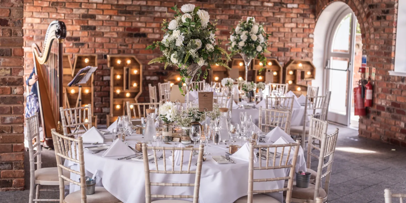 wedding table chairs